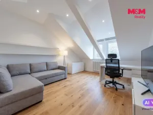 Prodej bytu 3+1, Ostrov, Masarykova, 87 m2