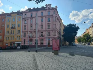Prodej podílu činžovního domu, Praha - Vršovice, Moskevská, 1500 m2