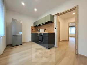 Pronájem bytu 1+1, Jaroměř, Královédvorská, 38 m2