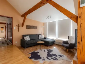 Prodej atypického bytu, Ostrava, Korunní, 151 m2