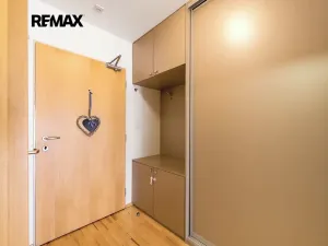 Pronájem bytu 2+kk, Praha - Žižkov, Ke kapslovně, 70 m2