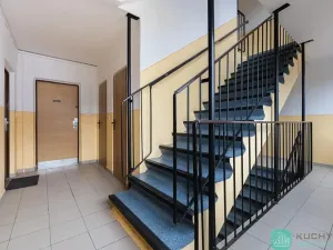Prodej bytu 1+kk, Teplice, Prosetická, 33 m2