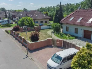 Prodej rodinného domu, Sezemice - Veská, 400 m2