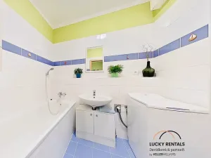 Pronájem bytu 2+kk, Praha - Uhříněves, Saturnova, 46 m2