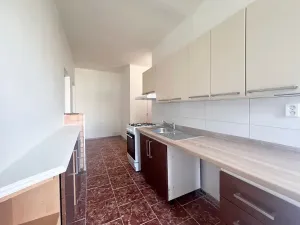 Pronájem bytu 2+1, Klášterec nad Ohří, Královéhradecká, 67 m2
