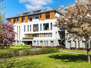 Pronájem bytu 5+1, Praha - Bubeneč, Pod kaštany, 163 m2