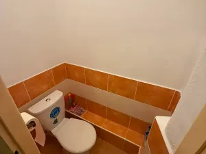 Pronájem bytu 2+kk, Praha - Strašnice, Starostrašnická, 40 m2