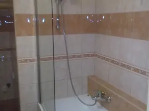 Pronájem bytu 2+kk, Praha, U Dívčích hradů, 54 m2