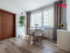 Prodej bytu 3+1, Volary, Sídl. Míru, 70 m2