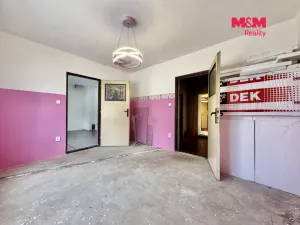 Prodej rodinného domu, Vroutek - Lužec, 130 m2