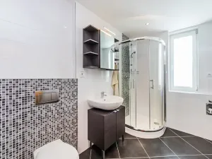 Pronájem bytu 1+kk, Praha - Horní Měcholupy, Mantovská, 45 m2