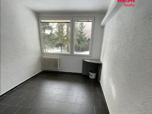 Pronájem bytu 1+kk, Komárov, Okružní, 17 m2