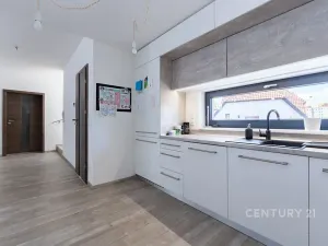 Prodej rodinného domu, Praha - Modřany, Horkého, 166 m2