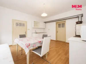Prodej rodinného domu, Černá, 207 m2