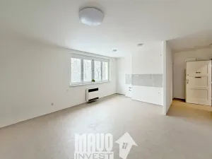 Pronájem bytu 1+kk, Praha - Krč, U nových domů III, 31 m2