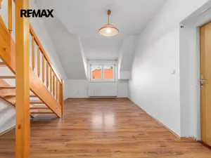 Prodej atypického bytu, Plzeň, Ořechová, 70 m2