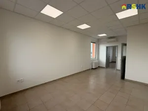 Pronájem kanceláře, Hradec Králové, Koutníkova, 69 m2