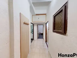 Pronájem bytu 1+kk, Praha - Vršovice, Ruská, 46 m2