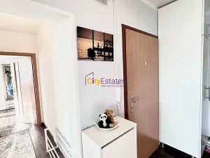 Pronájem bytu 3+kk, Praha - Záběhlice, Jesenická, 73 m2