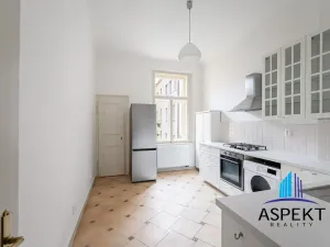 Pronájem bytu 2+1, Praha - Vinohrady, Milešovská, 72 m2