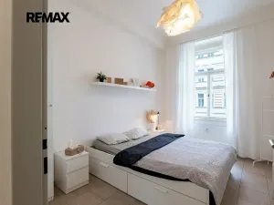 Pronájem bytu 2+kk, Praha - Nové Město, Legerova, 34 m2
