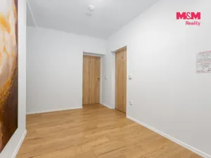 Prodej bytu 1+kk, Horní Lhota, 18 m2