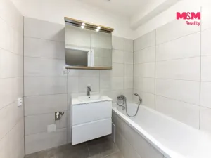 Pronájem bytu 3+kk, Hostovlice, 75 m2
