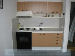 Pronájem bytu 1+kk, Praha - Vysočany, 35 m2