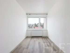 Pronájem bytu 2+1, Praha - Troja, Trojská, 74 m2