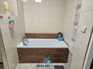 Pronájem bytu 2+1, Krupka, Sídliště, 50 m2