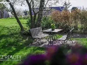Prodej rodinného domu, Praha - Lipence, Na Bambouzku, 308 m2