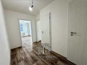 Prodej bytu 2+kk, Praha - Kamýk, Smotlachova, 44 m2