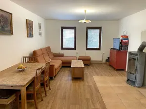 Prodej rodinného domu, Klecany, Na skalkách, 128 m2