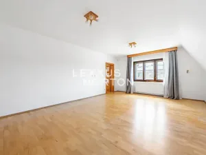 Pronájem rodinného domu, Praha - Nebušice, Hornofova, 230 m2