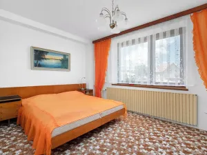Prodej rodinného domu, Miroslav, Na kopci, 233 m2