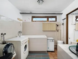 Prodej rodinného domu, Miroslav, Na kopci, 233 m2