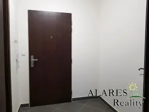 Pronájem bytu 1+kk, Praha - Stodůlky, Toufarova, 33 m2