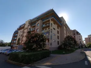 Pronájem bytu 2+kk, Praha - Hostivař, Bratislavská, 75 m2