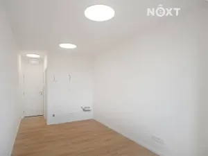 Prodej bytu 1+kk, Praha - Kyje, Vajgarská, 16 m2