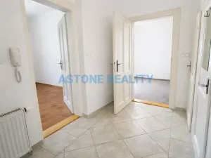 Pronájem bytu 3+kk, Praha - Strašnice, Nad vodovodem, 66 m2