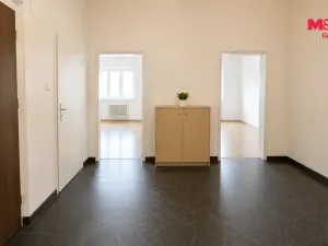 Pronájem bytu 3+1, Praha - Žižkov, Biskupcova, 86 m2