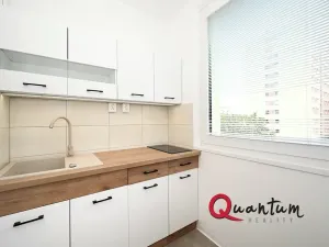 Pronájem bytu 1+kk, Praha - Troja, Sosnovecká, 28 m2