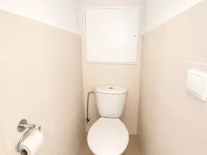 Pronájem bytu 2+kk, Praha - Černý Most, Vašátkova, 43 m2