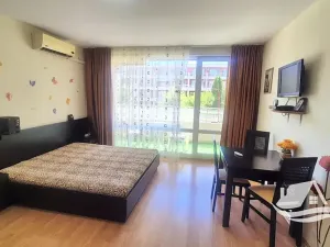 Prodej bytu 1+kk, Nesebar, Bulharsko, 35 m2