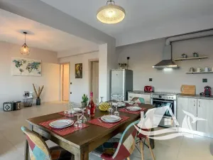 Prodej bytu 6+kk a větší, Stalos, Řecko, 373 m2