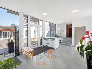 Prodej rodinného domu, Rozstání, 450 m2