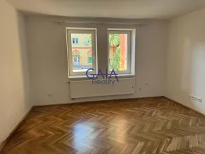 Pronájem bytu 2+1, Dubňany, Nám. 15.dubna, 56 m2