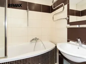 Pronájem bytu 4+1, Praha - Modřany, Pertoldova, 80 m2