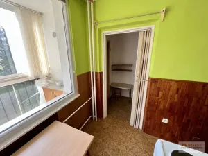 Prodej bytu 3+1, Broumov, Sídliště Křinické, 64 m2