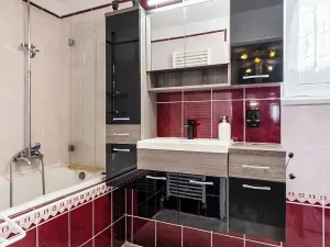 Prodej rodinného domu, Nupaky, K Parku, 160 m2